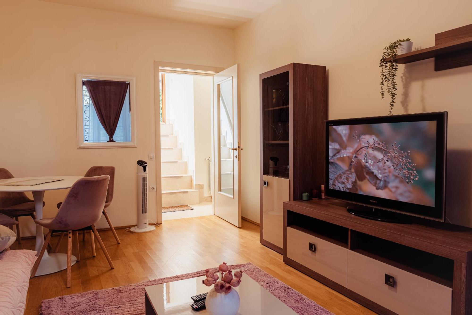 Downtown Apartment Boutique Green Garden Unirii Βουκουρέστι Εξωτερικό φωτογραφία